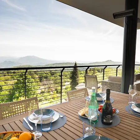 Lakescape - Con Terrazza, Vista E Piscina アパート *